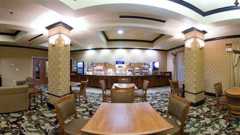 Holiday Inn Express Mccomb By Ihg Exterior photo