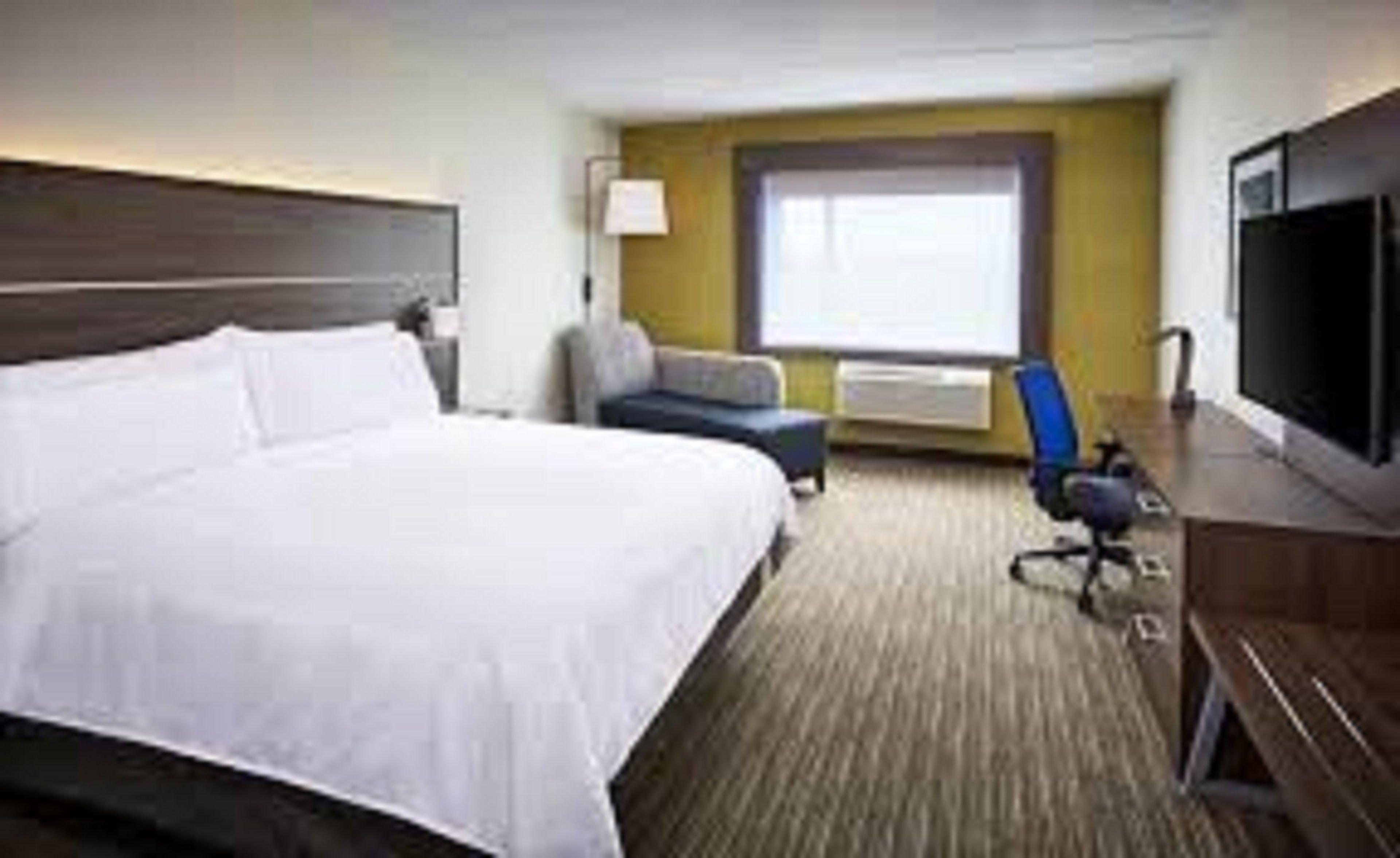 Holiday Inn Express Mccomb By Ihg Exterior photo